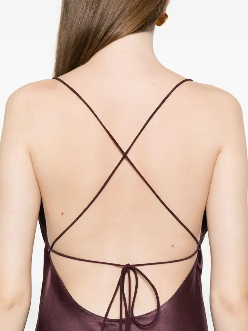 106587A1Y5R57 Bordeau miniatura 2