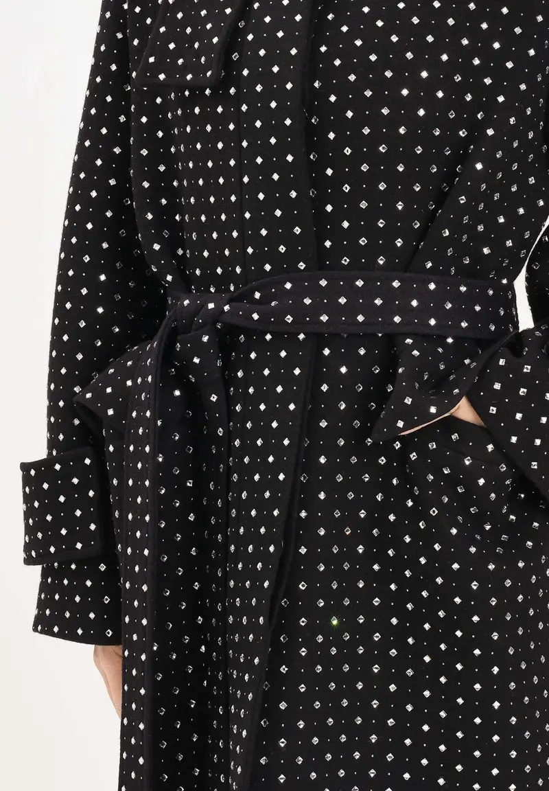 Cappotto nero da donna con strass e borchie miniatura 3