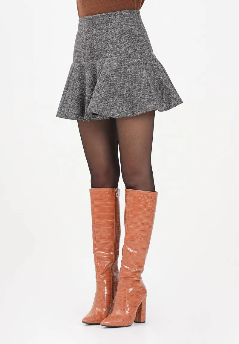 PINKO Gonna corta da donna realizzata in tweed stretch effetto spigato nei toni del marrone