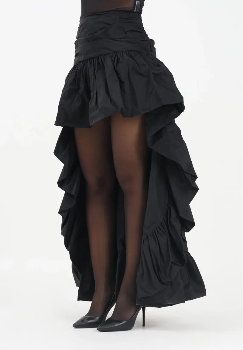 Gonna nera da donna realizzata in taffetà corta sul davanti e più lunga sul retro