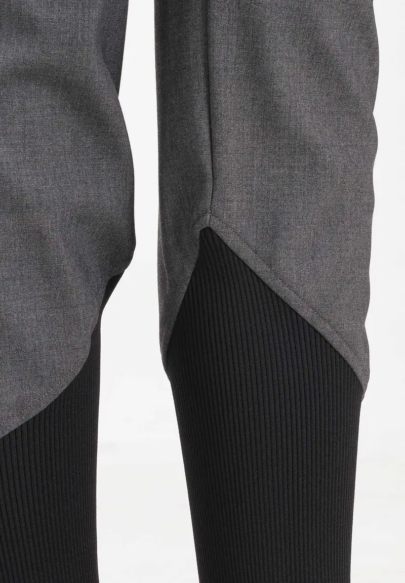 Pantalone elegante grigio da donna con inserto in maglia nera a costine miniatura 3