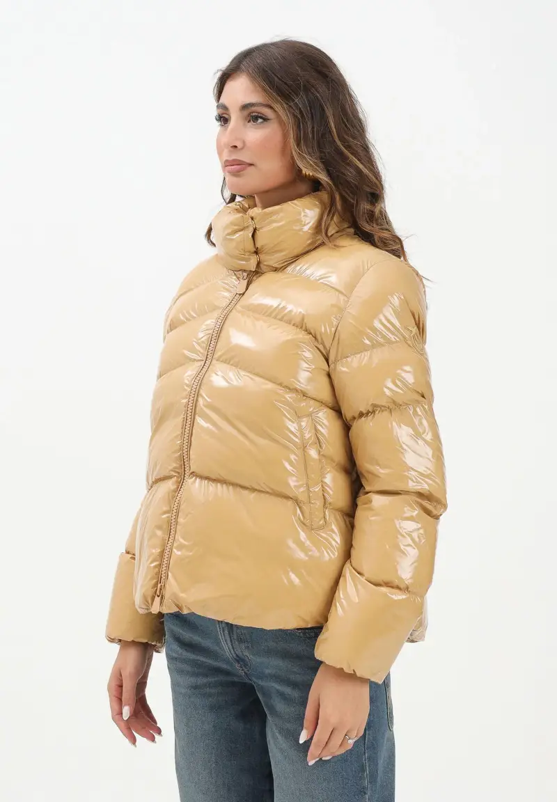 Piumino beige da donna