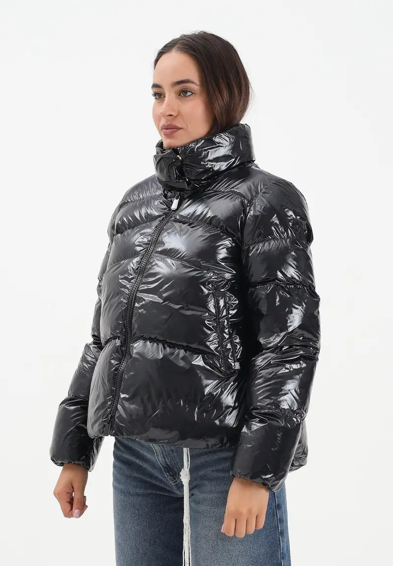 Piumino nero da donna