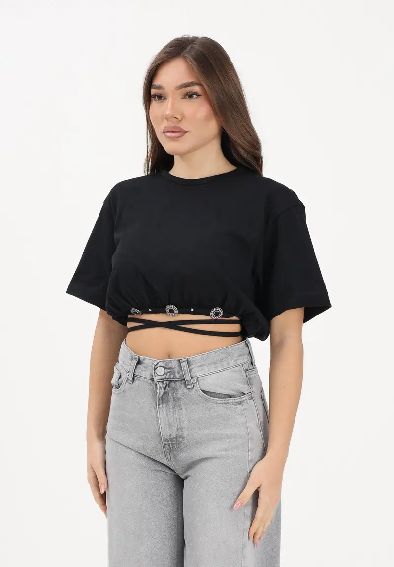 T-shirt a manica corta nera da donna con applicazioni metalliche