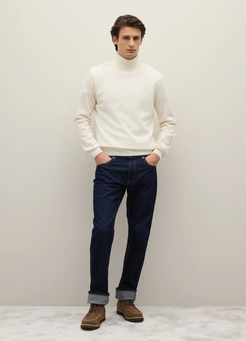 Dolcevita A Collo Alto Bianco In Pura Lana D agnello Regular Fit, Uomo, Bianco