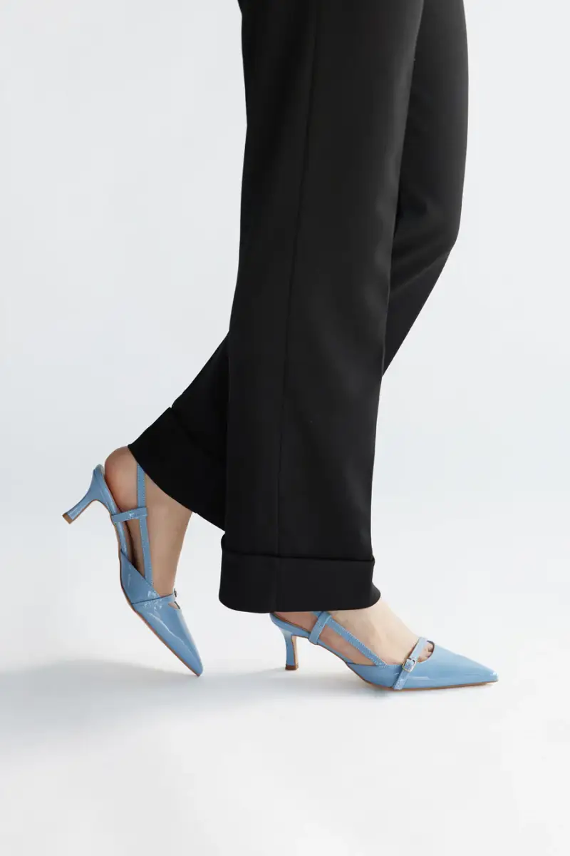 Scarpe slingback azzurre a punta con cinturini Pittarello glam 3790 [AZZURRO]