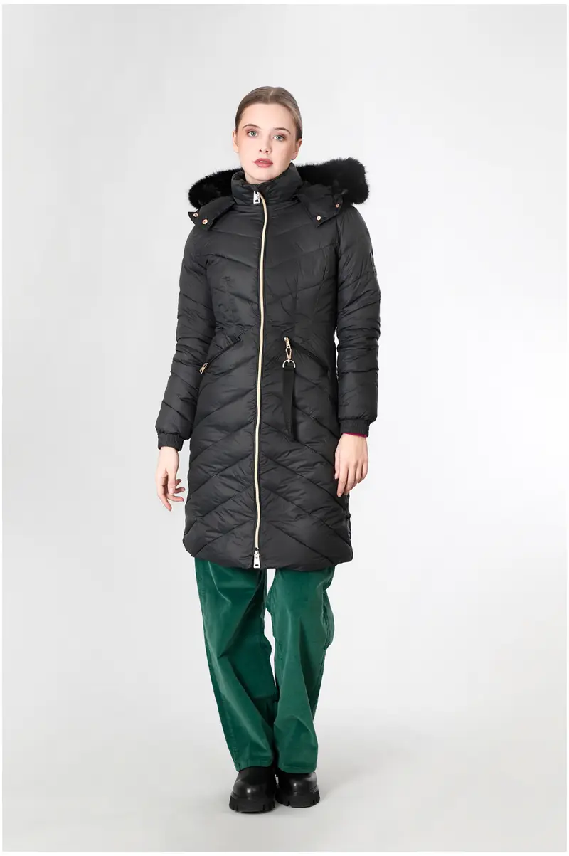 piumino avvitato con bordo al cappuccio nero 40