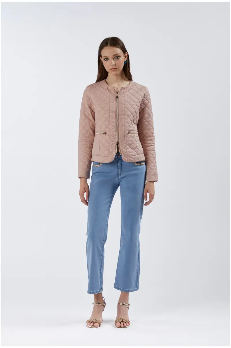 piumino corto avvitato con trapuntatura a rombi cipria