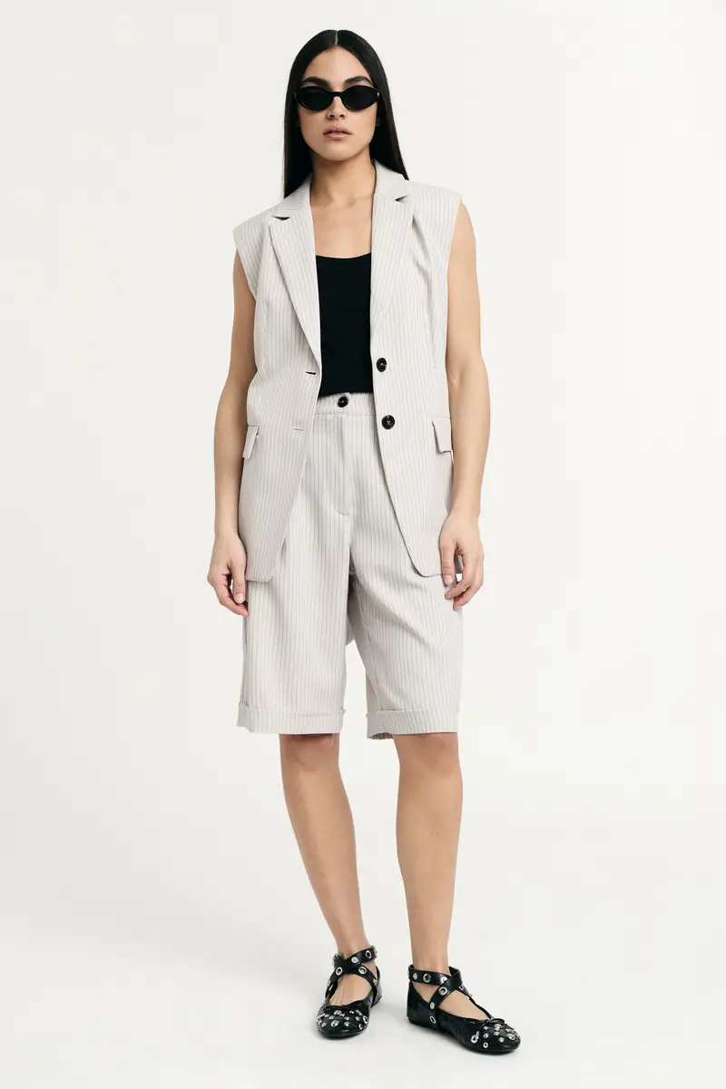 Please Bermuda 4270474 miniatura 2