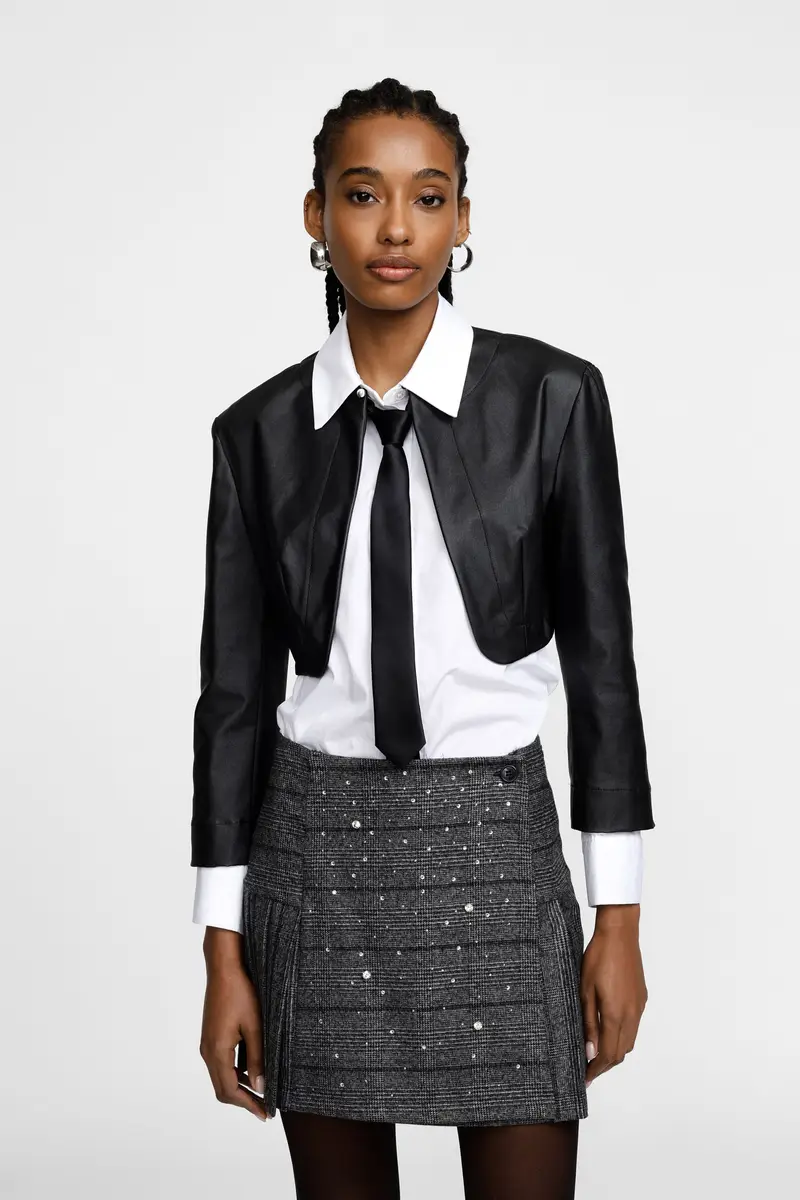 Bolero corto con maniche lunghe e spalle strutturate Nero miniatura 2