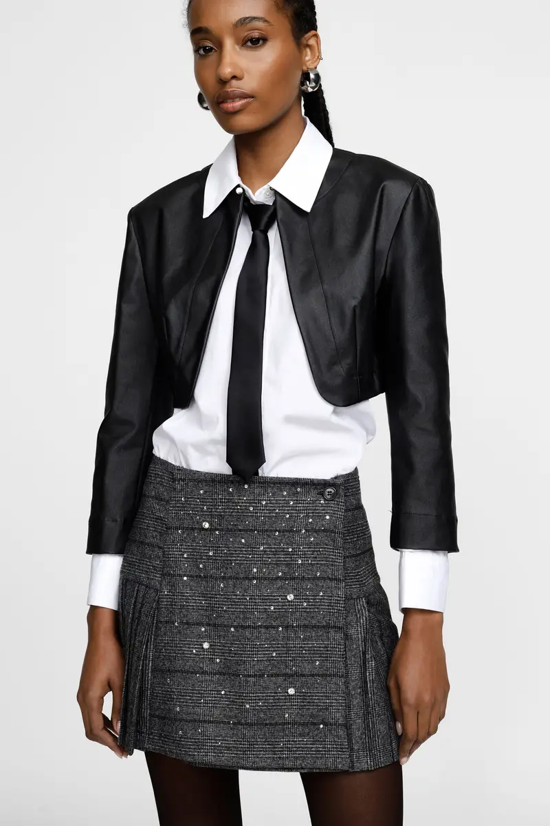 Bolero corto con maniche lunghe e spalle strutturate Nero miniatura 3