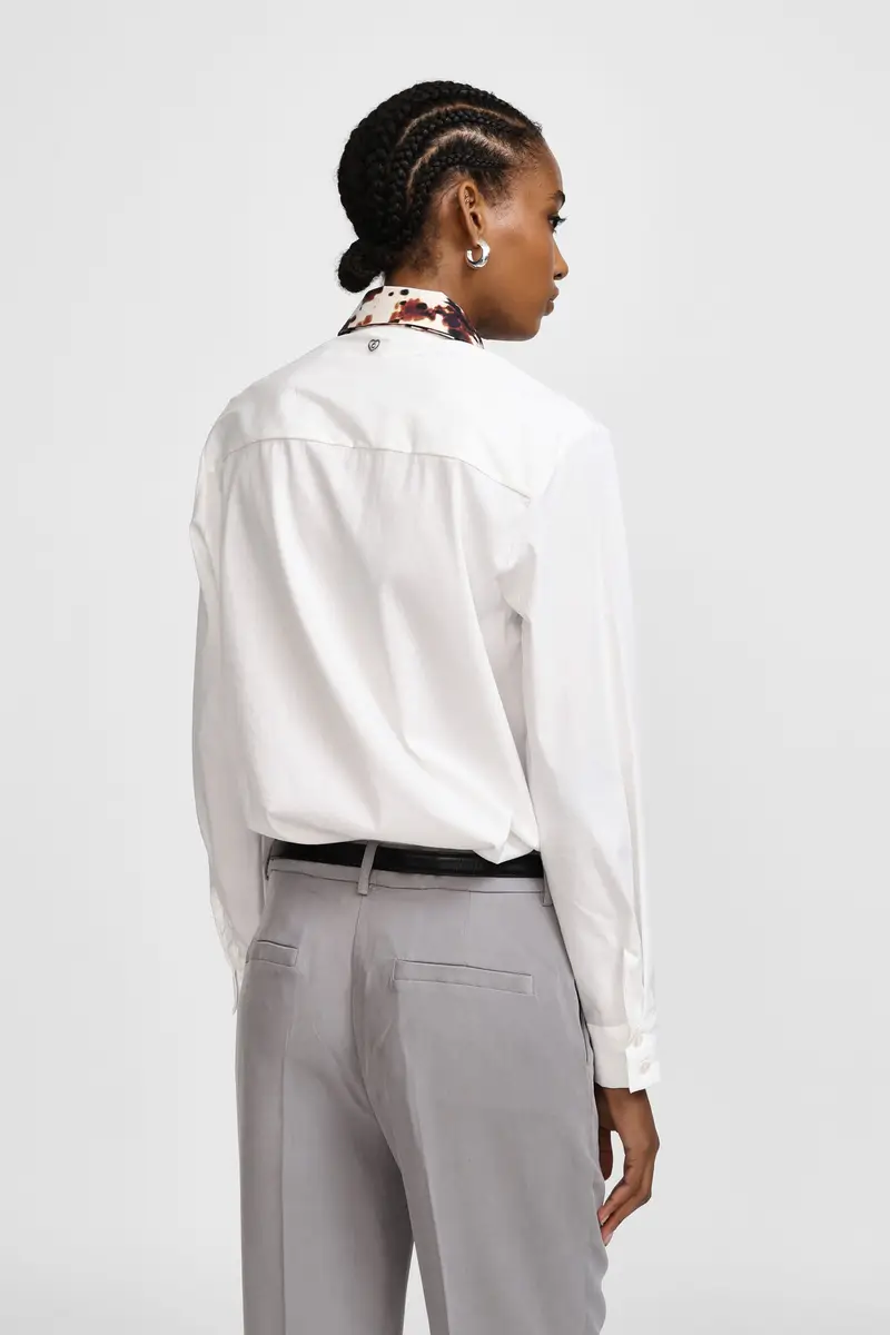 Camicia con collo classico e cravatta Panna miniatura 2