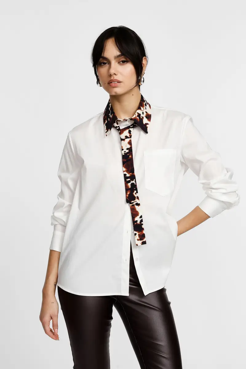 Camicia con collo classico e cravatta Panna miniatura 2