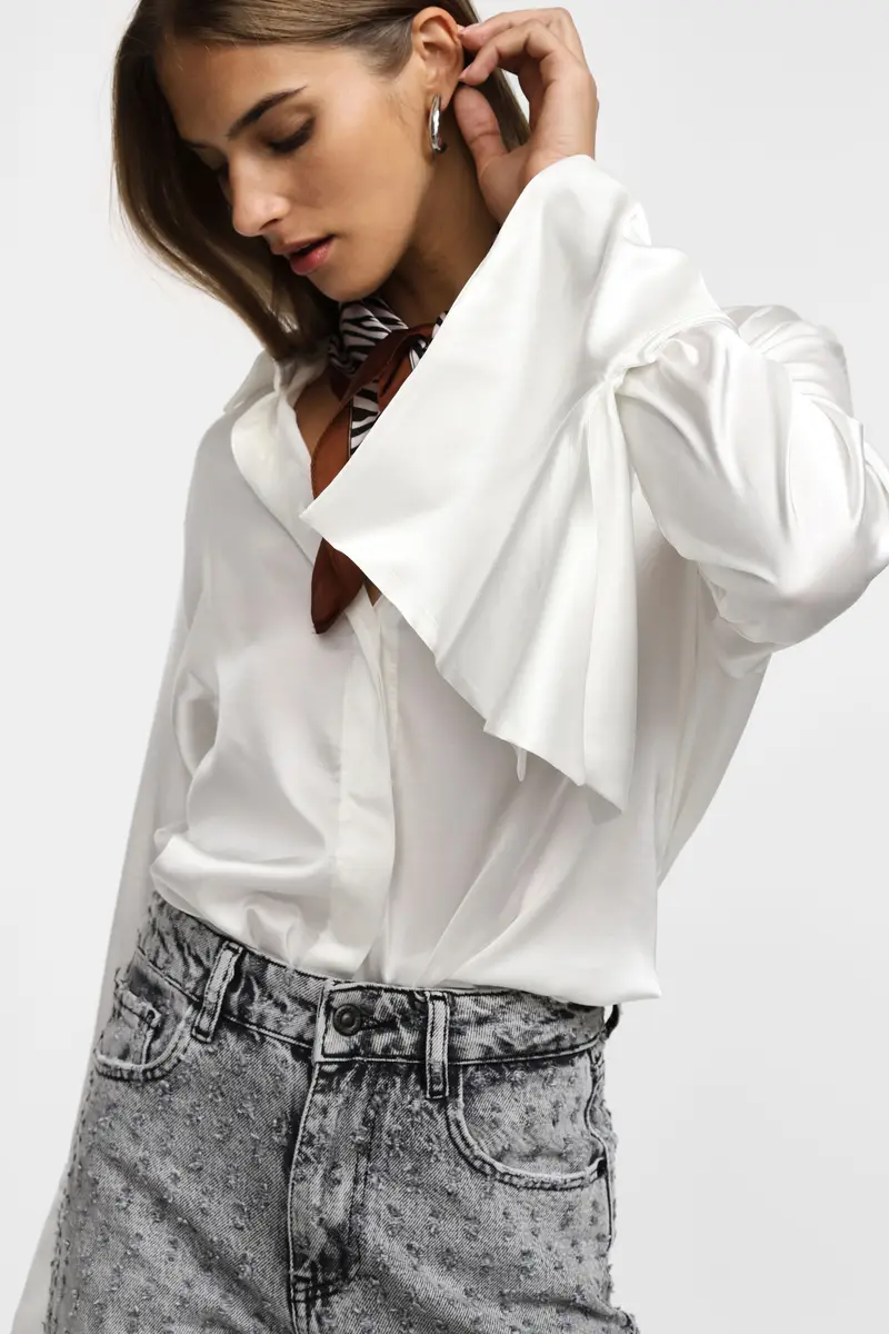 Camicia con maniche lunghe svasate Bianco miniatura 4