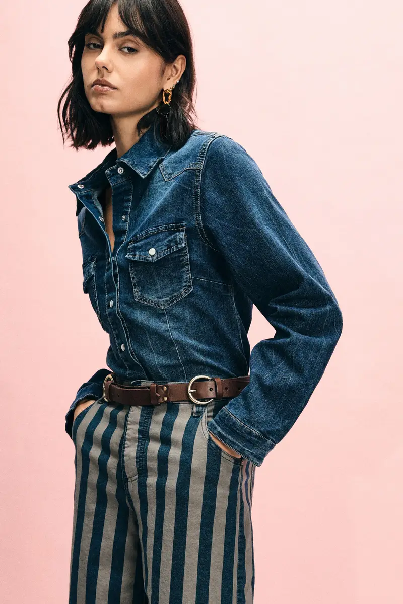 Camicia con tasche a pattina e chiusura con bottoni Blu denim miniatura 2