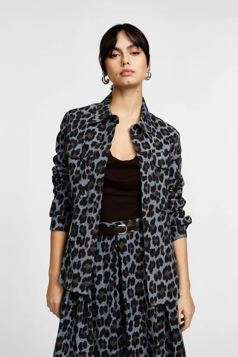 Camicia stampa animalier, tasche frontali e bottoni Maculato miniatura 2