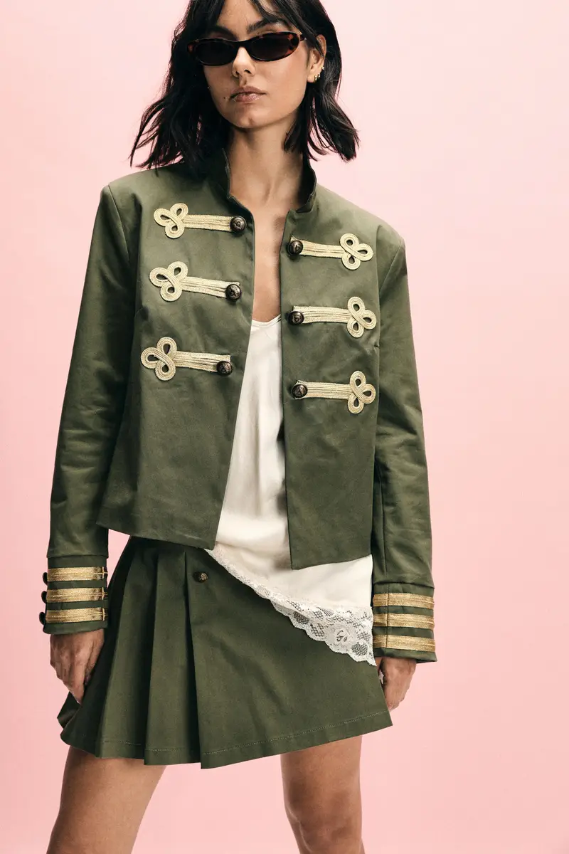 Giacca camicia corta con alamari decorativi New verde miniatura 3