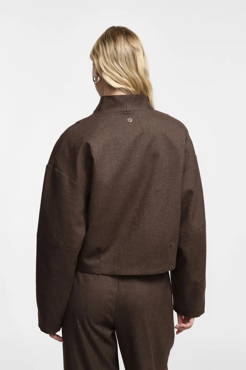 Giacca corta senza revers con due bottoni Cioccolato miniatura 3