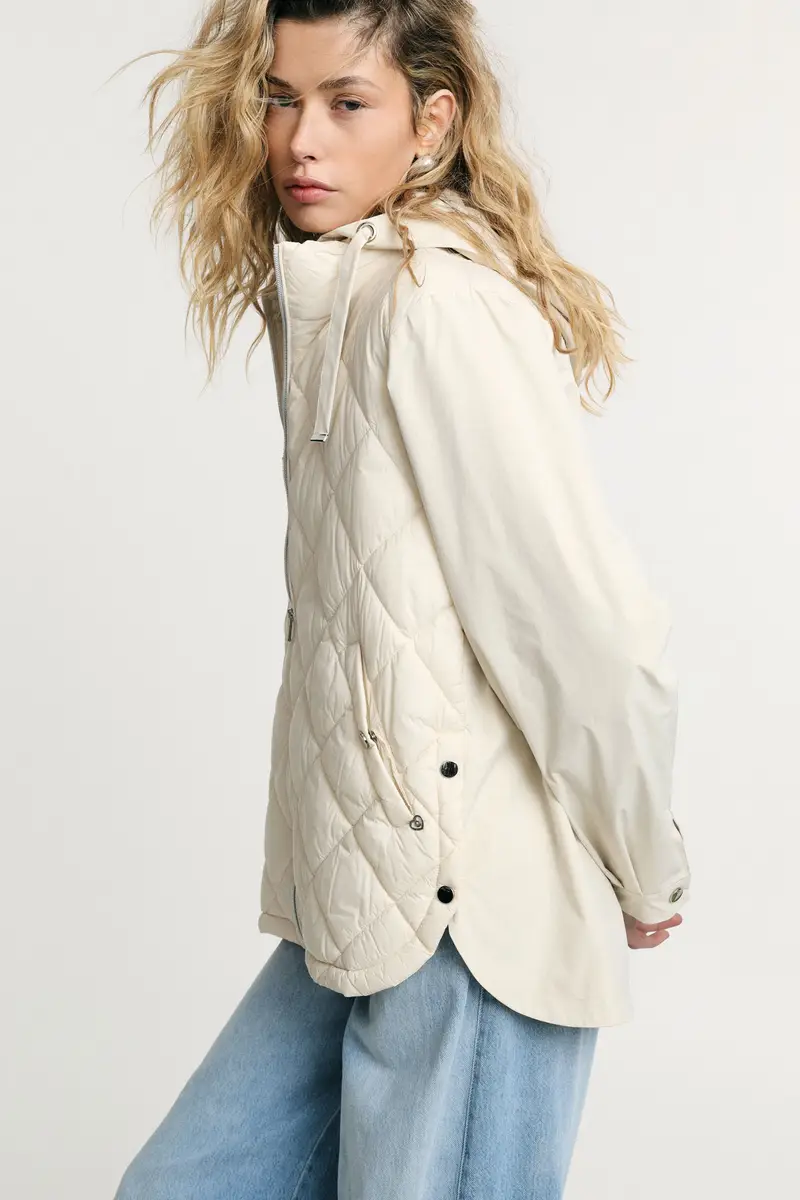 Giacca trapuntata corta con cappuccio e zip Beige miniatura 2