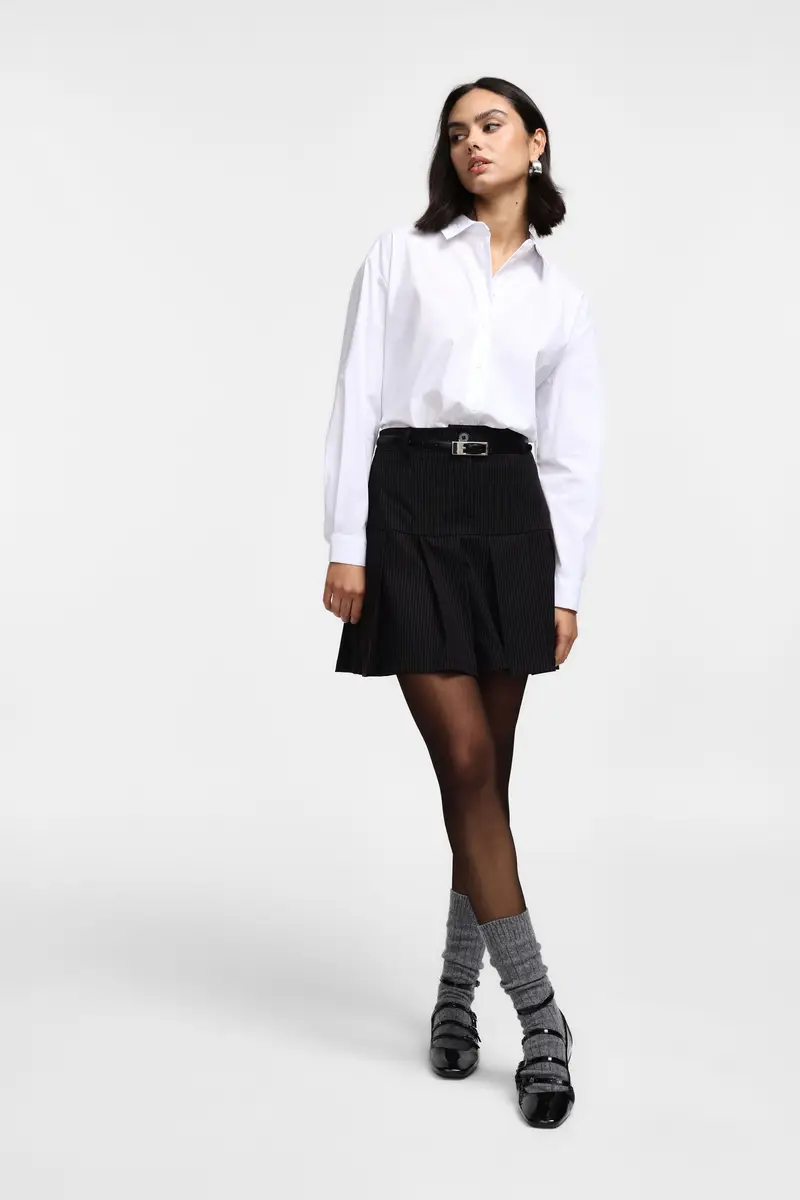 Gonna corta a pieghe vita alta rigata Nero miniatura 3