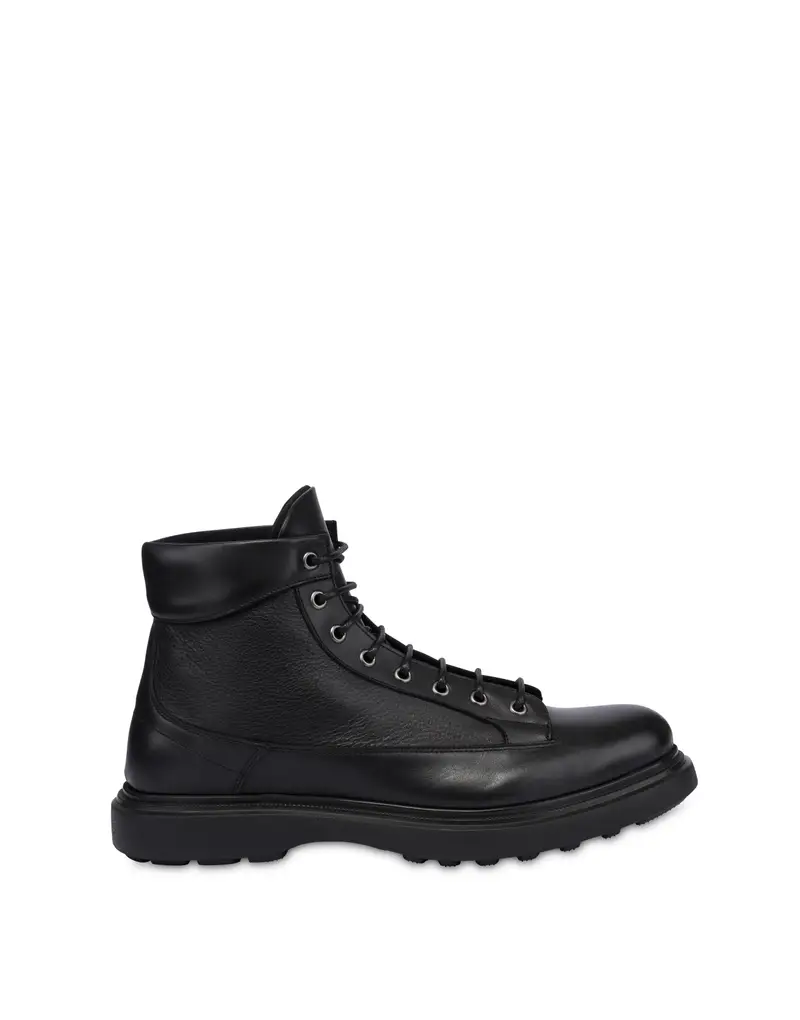 Boot Riverside In Vitello Bottalato NERO, Pollini