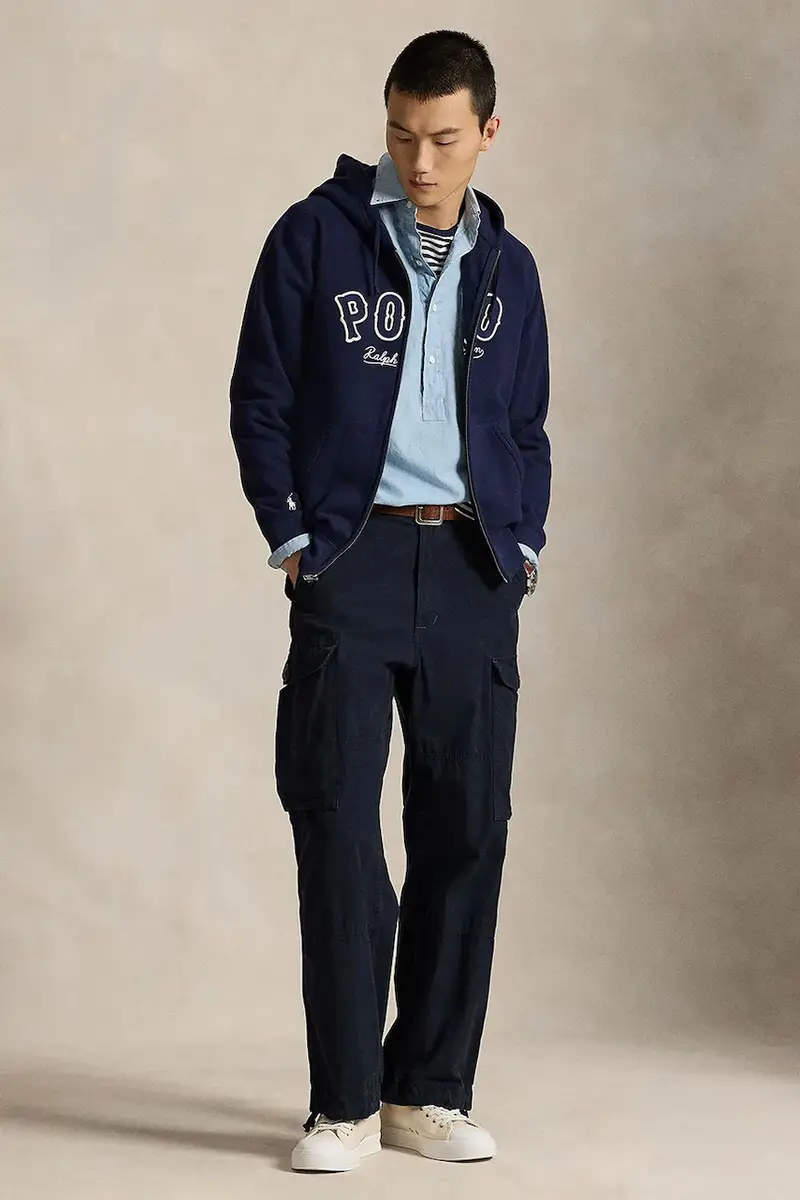 felpa uomo colore blu navy con cappuccio con applicazione 710P04874 miniatura 3