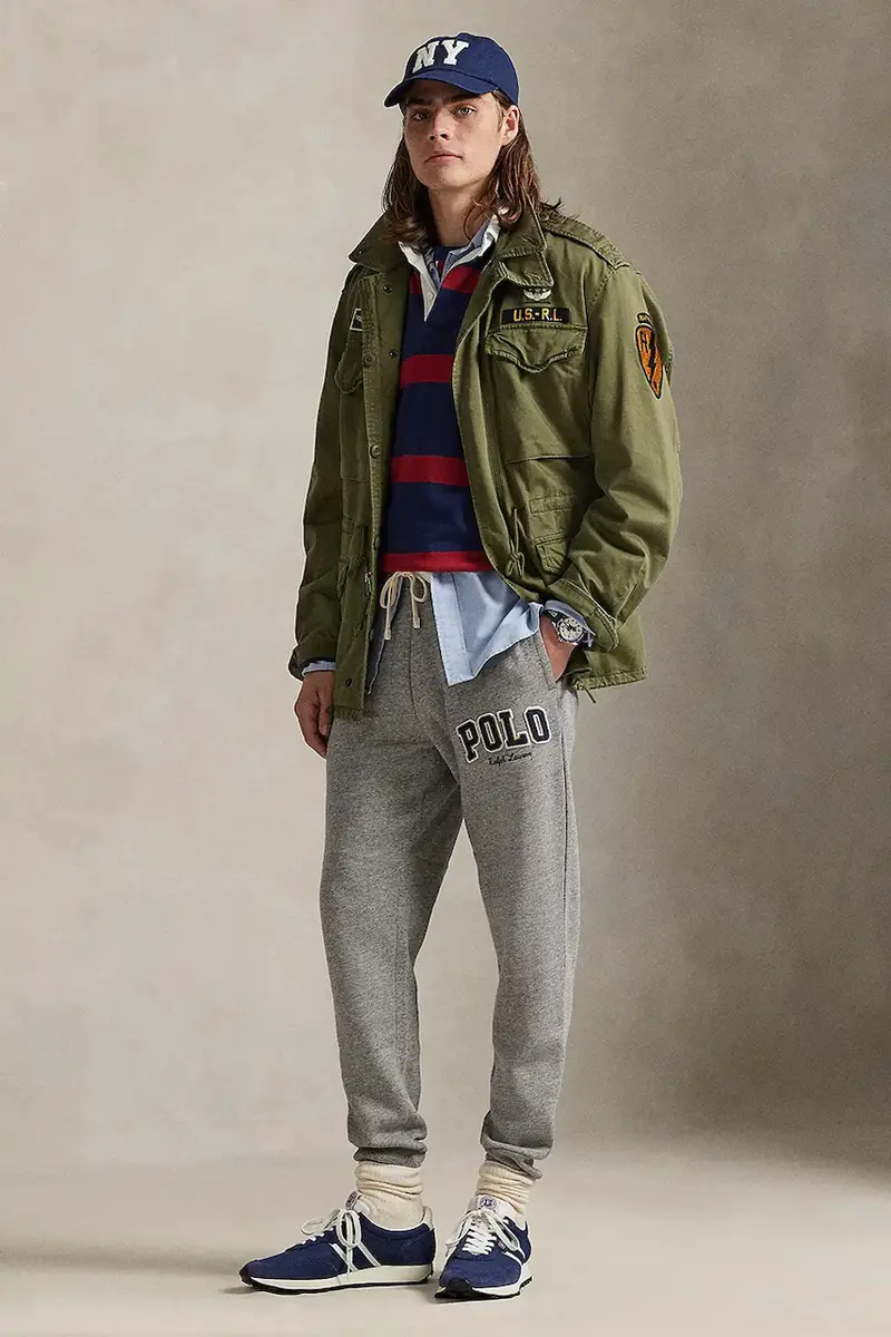 pantaloni tuta uomo colore grigio con applicazione 710981154