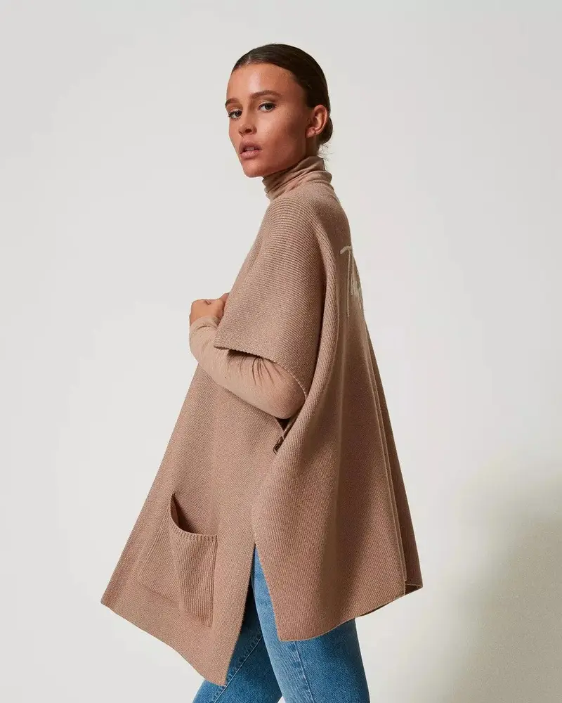 Poncho con ricamo logo beige miniatura 3