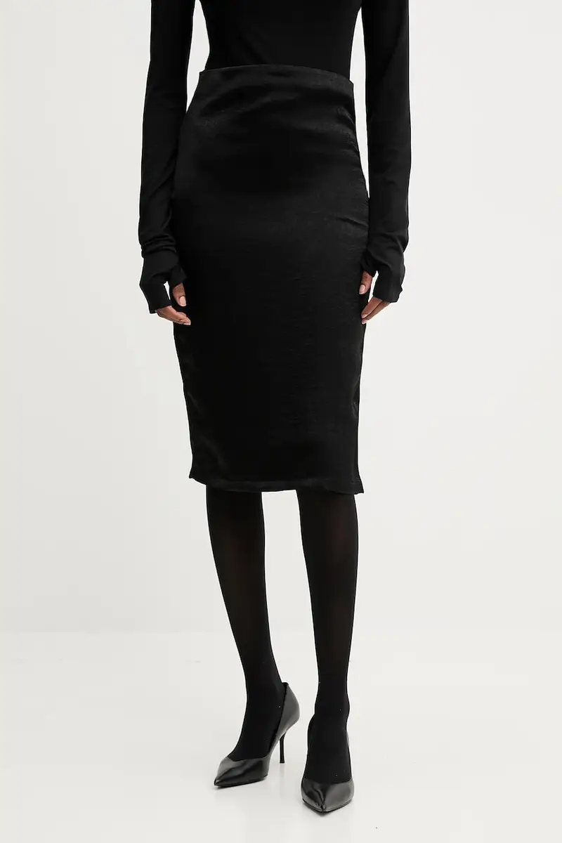 gonna colore nero PRE711FW24