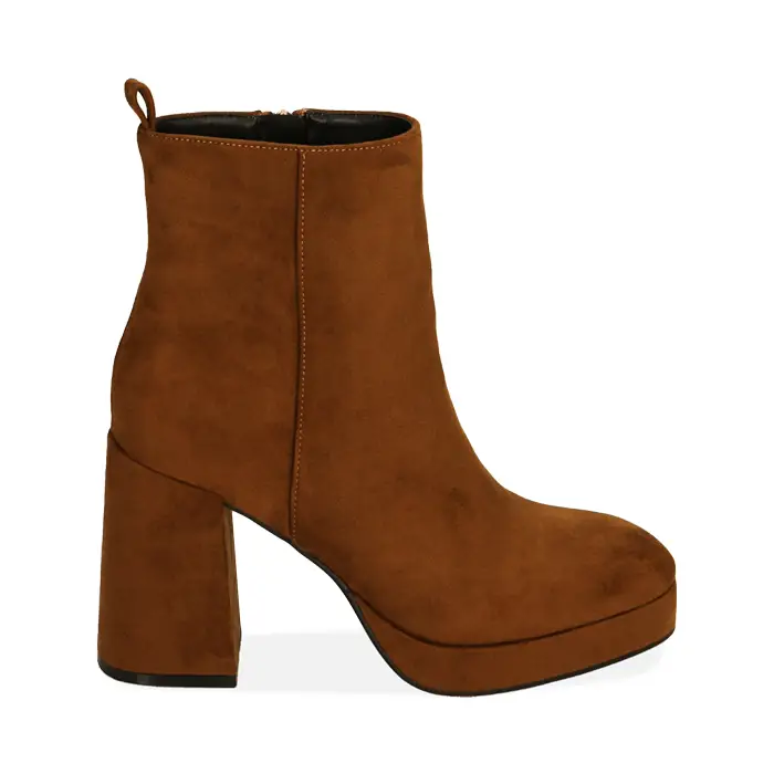 Ankle boots cognac in microfibra, tacco 9,5 cm
