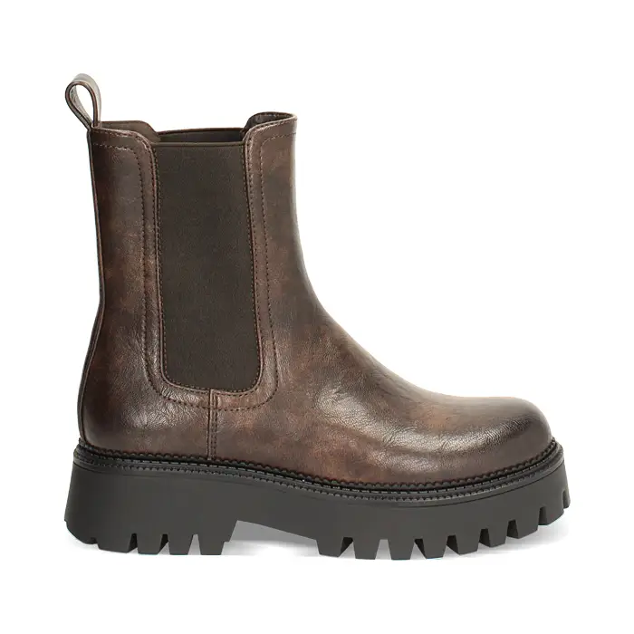 Beatles testa di moro con tacco in gomma di 5 cm