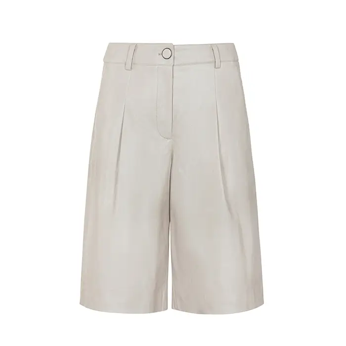 Bermuda panna dal design elegante