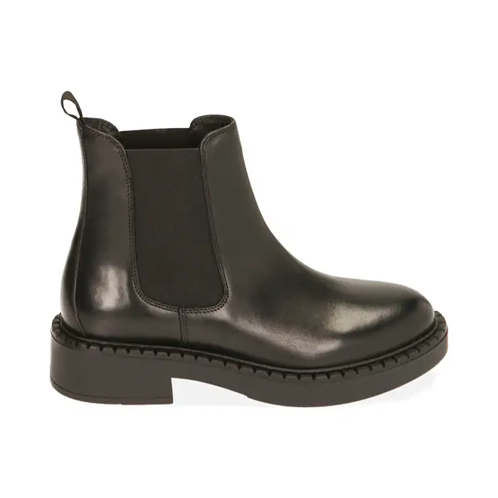 Chelsea boots neri in pelle, tacco 4 cm