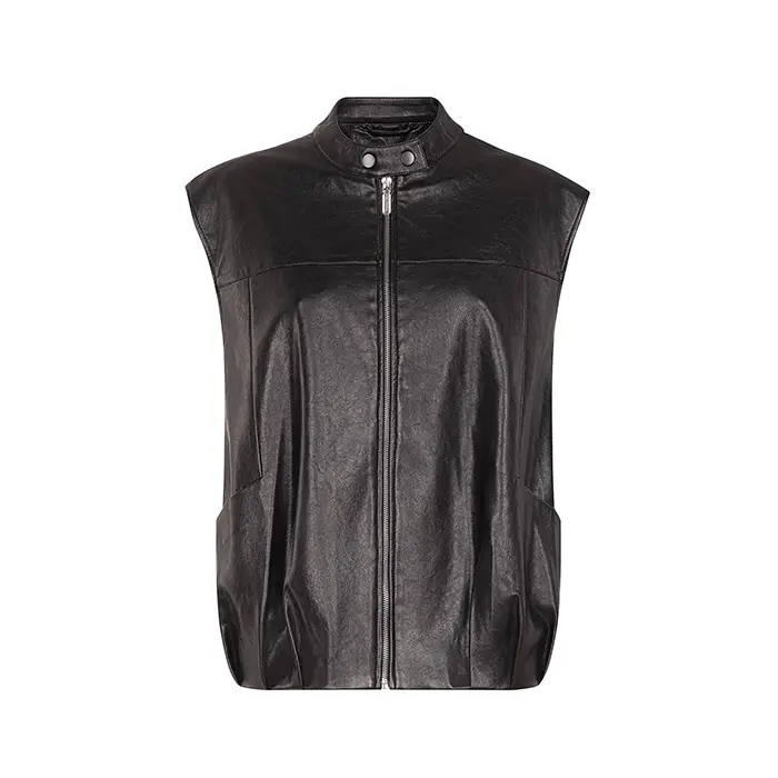 Gilet testa di moro con eleganti dettagli