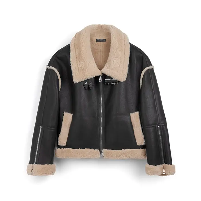 Montone nero con imbottitura panna