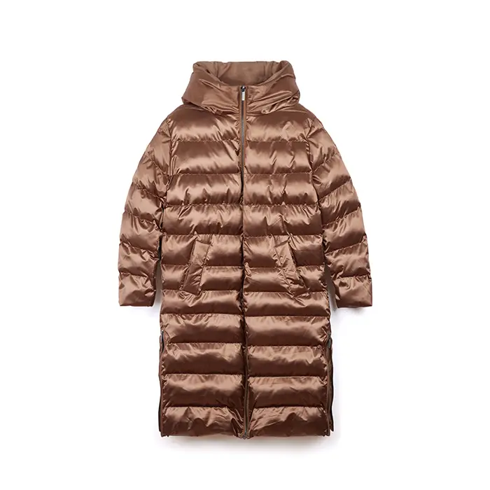 Piumino lungo color oro