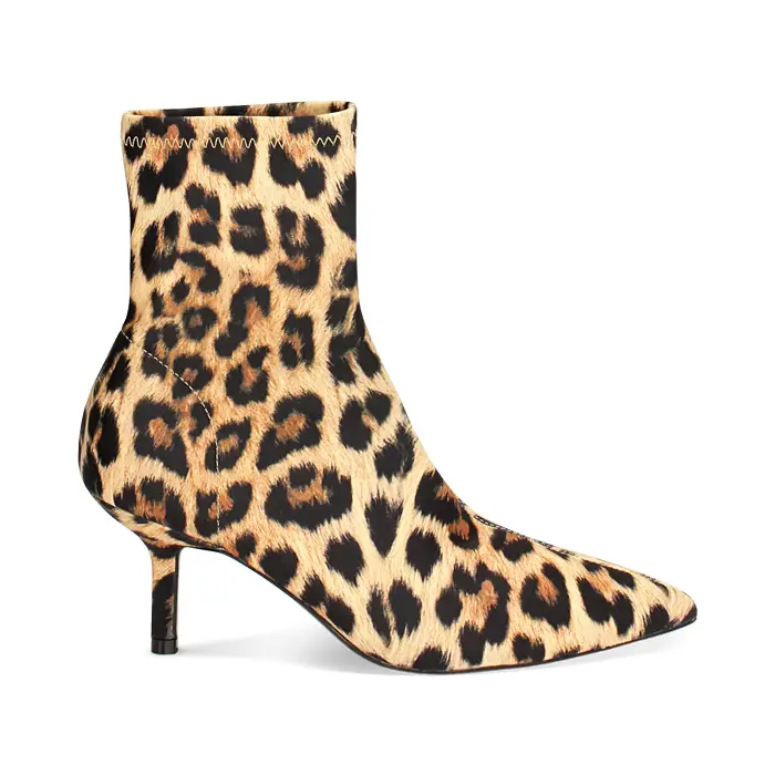 Tronchetto leopardato in tessuto, tacco 7 cm