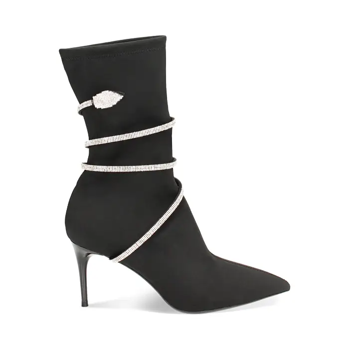 Tronchetto nero in tessuto con braccialetto gioiello