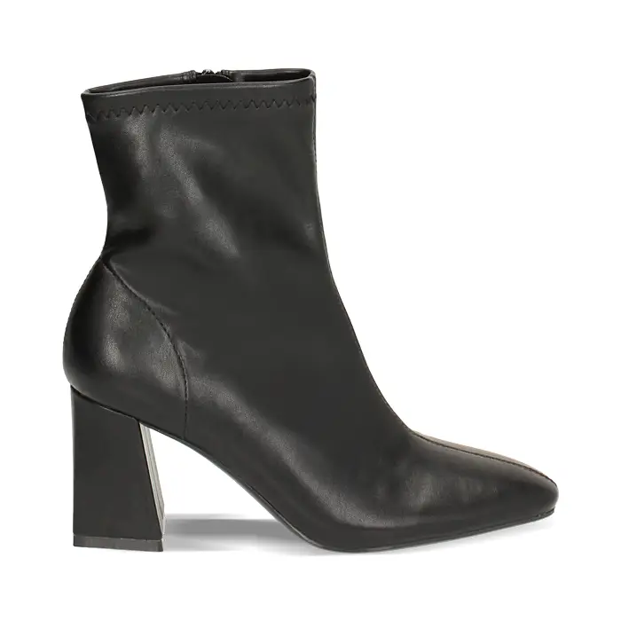 Tronchetto nero, tacco largo 7,5 cm