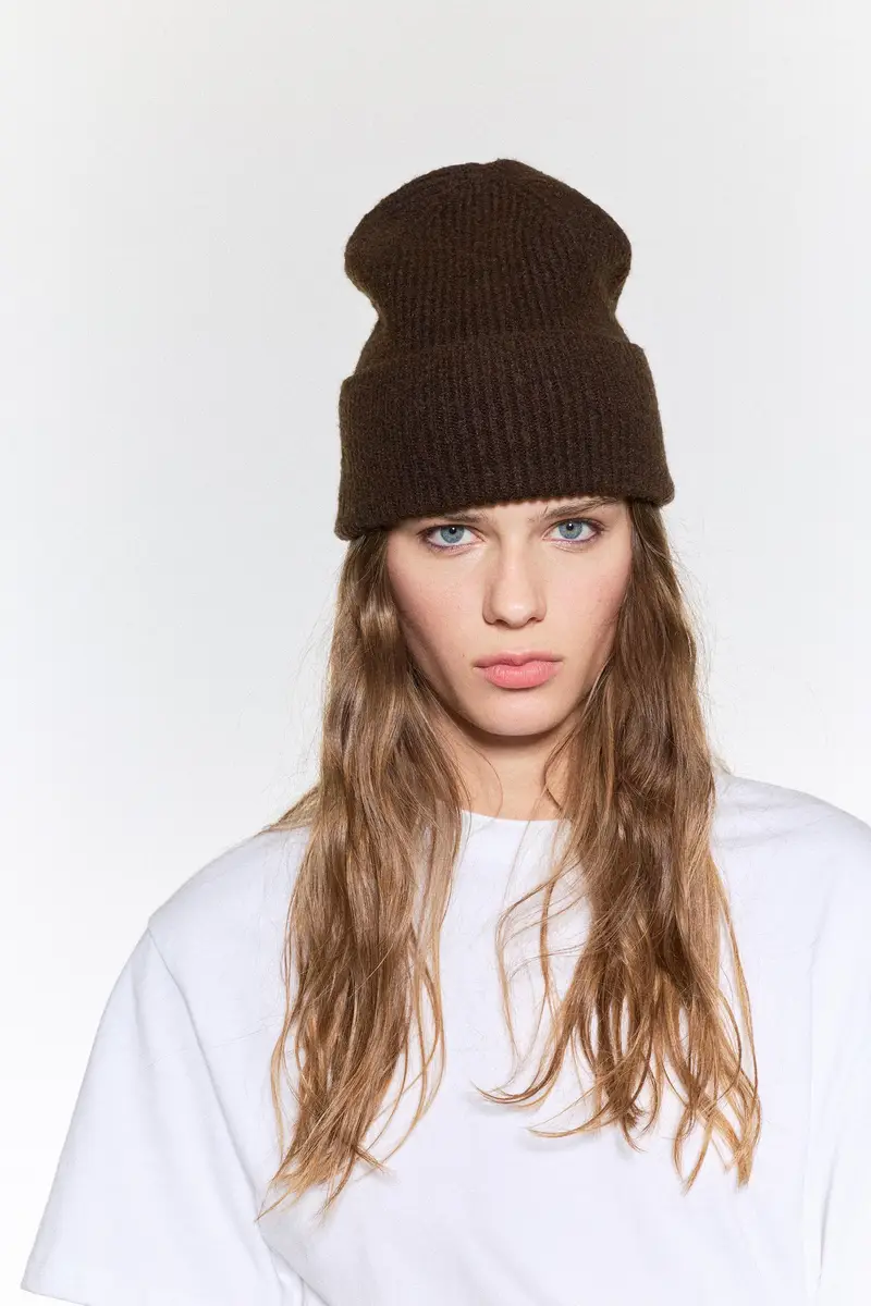 Berretto Beanie In Maglia Marrone miniatura 2