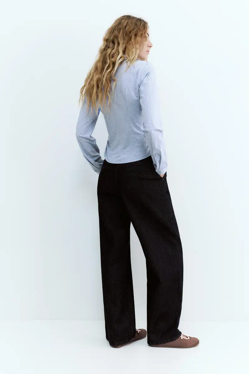 Camicia In Popeline Aderente Con Pinces Azzurro medio miniatura 2