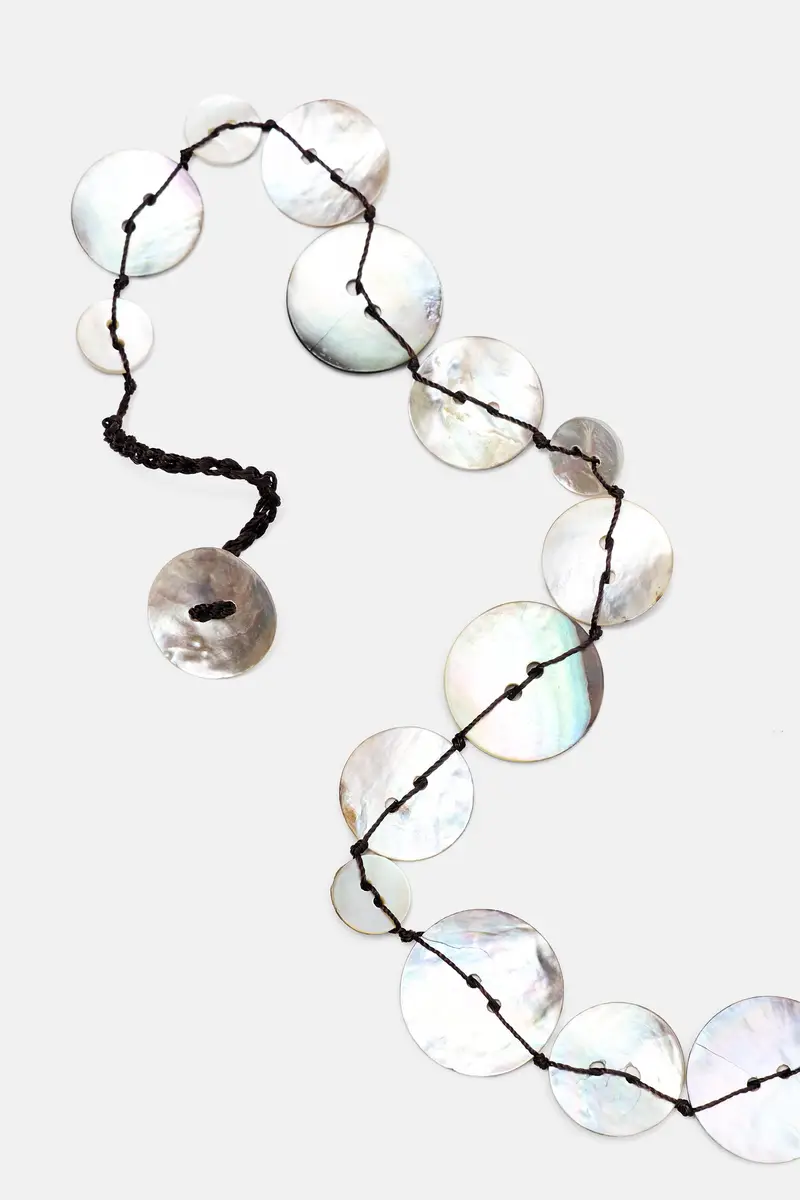 Collana Bottoni Effetto Madreperla Marrone miniatura 2