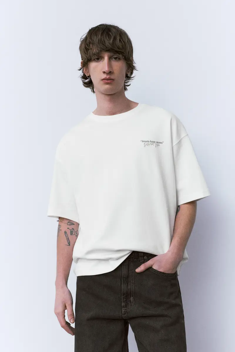 Felpa A Maniche Corte Con Grafica Retrospective Bianco rotto miniatura 2