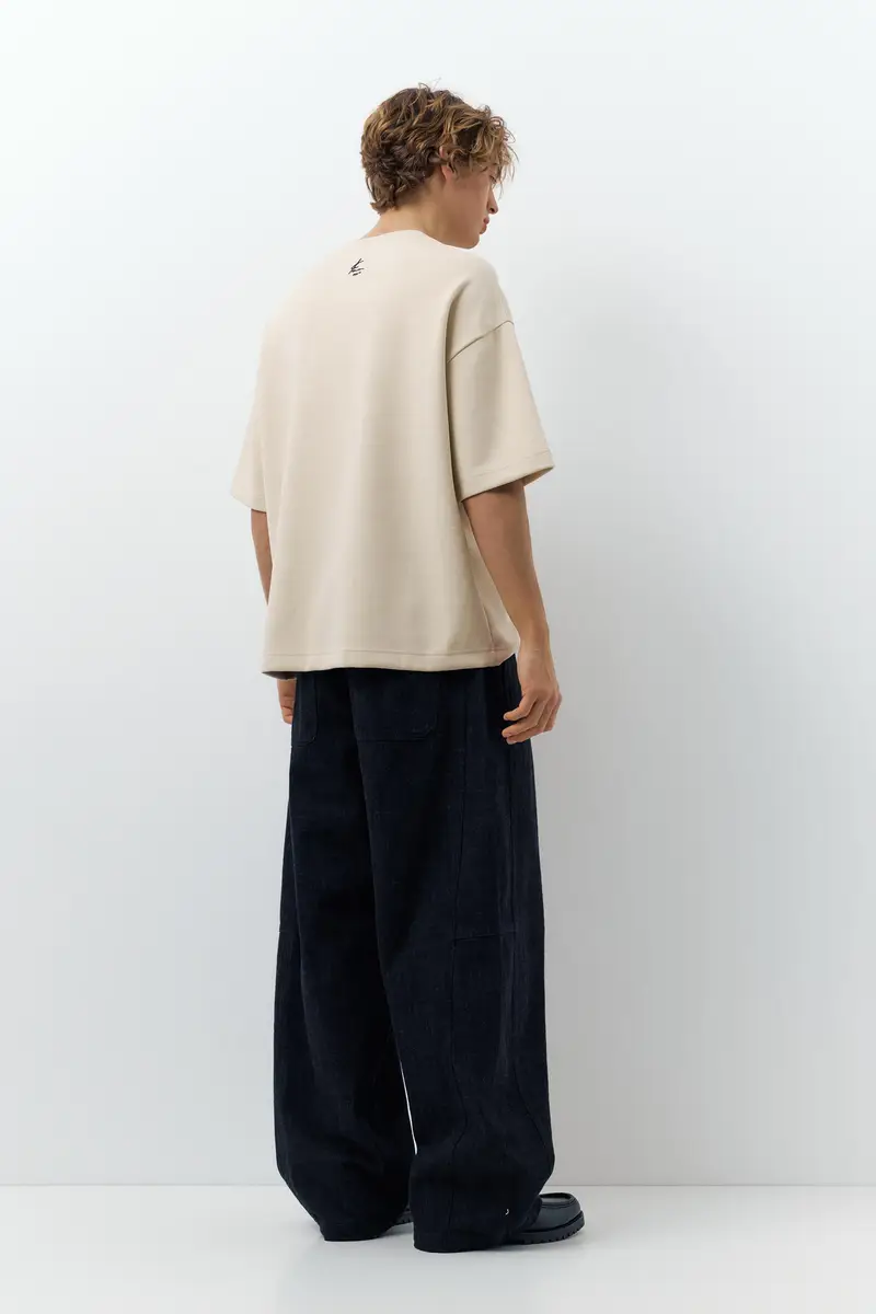 Felpa A Maniche Corte Con Grafica Sabbia miniatura 2