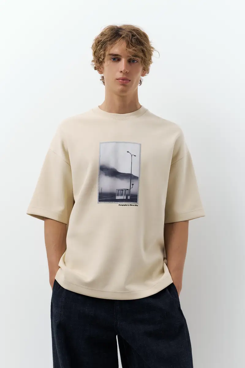 Felpa A Maniche Corte Con Grafica Sabbia