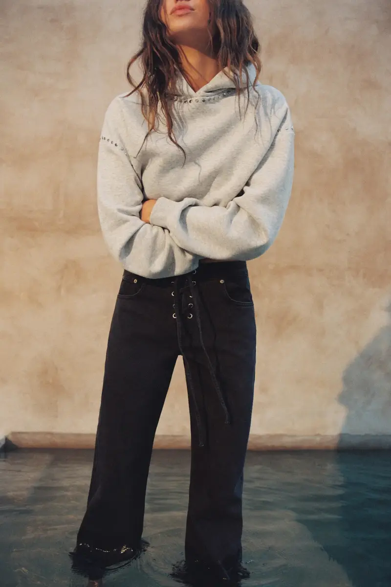 Felpa Con Cappuccio E Borchie Grigio vigoré