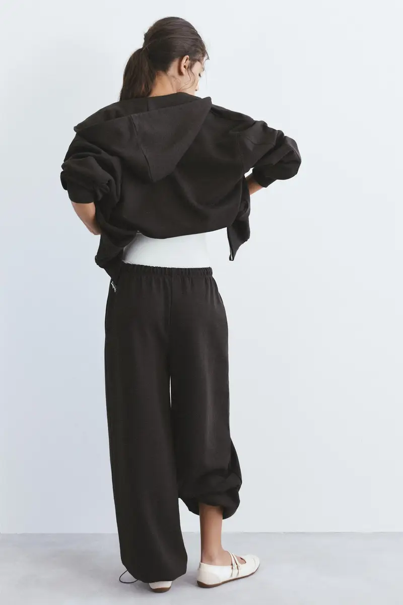 Felpa Con Cappuccio E Cerniera Marrone miniatura 2