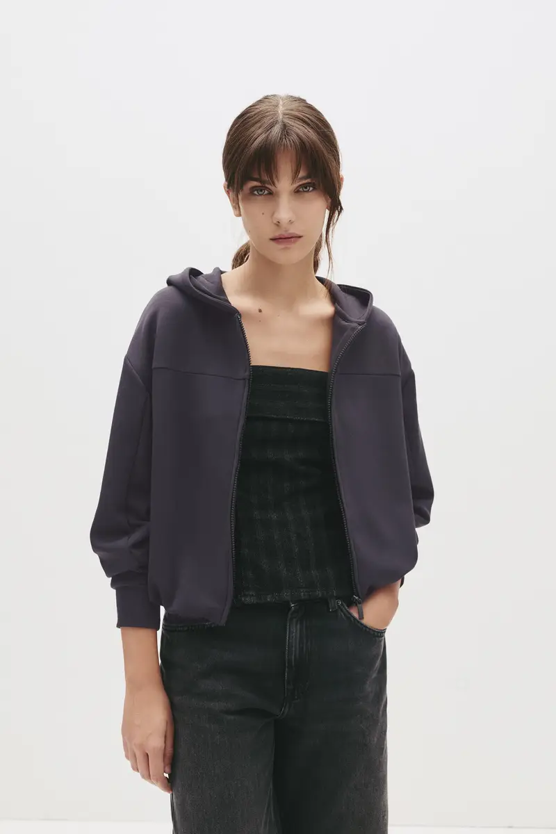 Felpa In Modal Con Cappuccio Nero miniatura 2