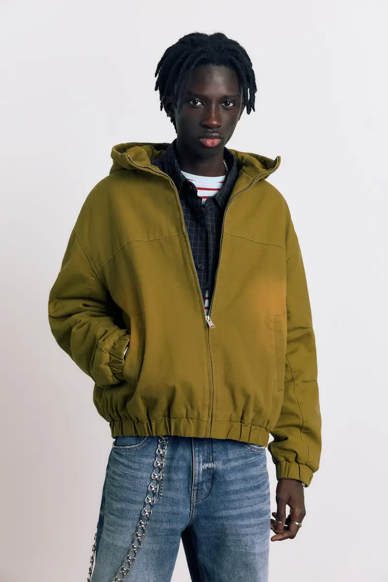 Giacca Con Cappuccio E Dettagli Delavati Verde miniatura 2