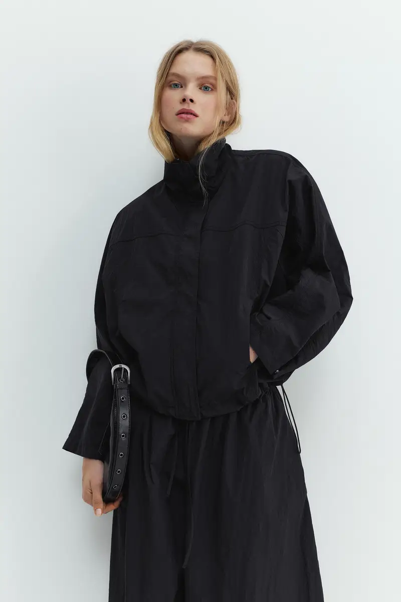 Giacca Corta Effetto Nylon Nero miniatura 2